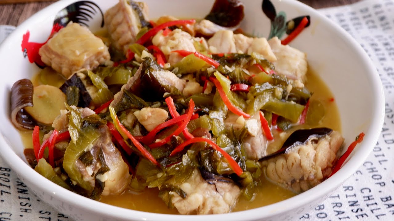 Old School Teochew Suan Cai Stingray 潮州酸菜魔鬼鱼 Chinese Fish Preserved Mustard Green Stir Fry Recipe