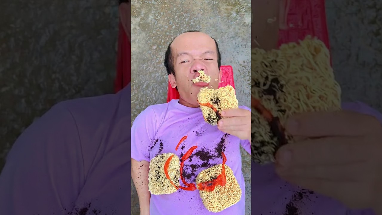 Eating noodles Mr  99cm way 🍜