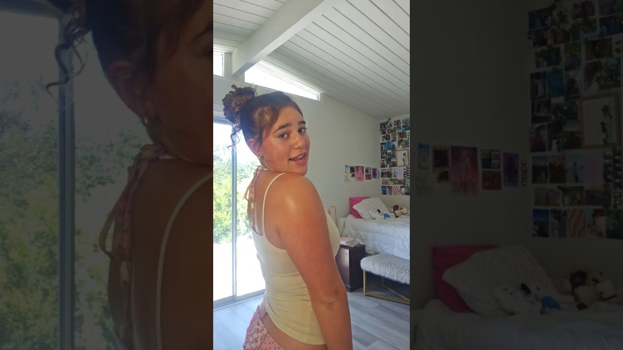 never done a messy bun this good this omg #viral #lipsyncs #summer #tanning #bikini #hair #ootd #fit