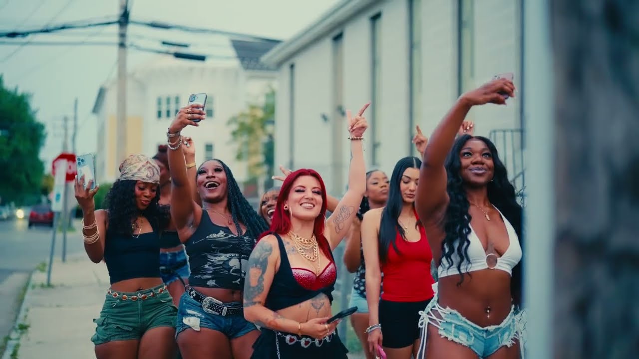 Valiant, Lyle Don, GI - Short Shorts (Official Music Video)