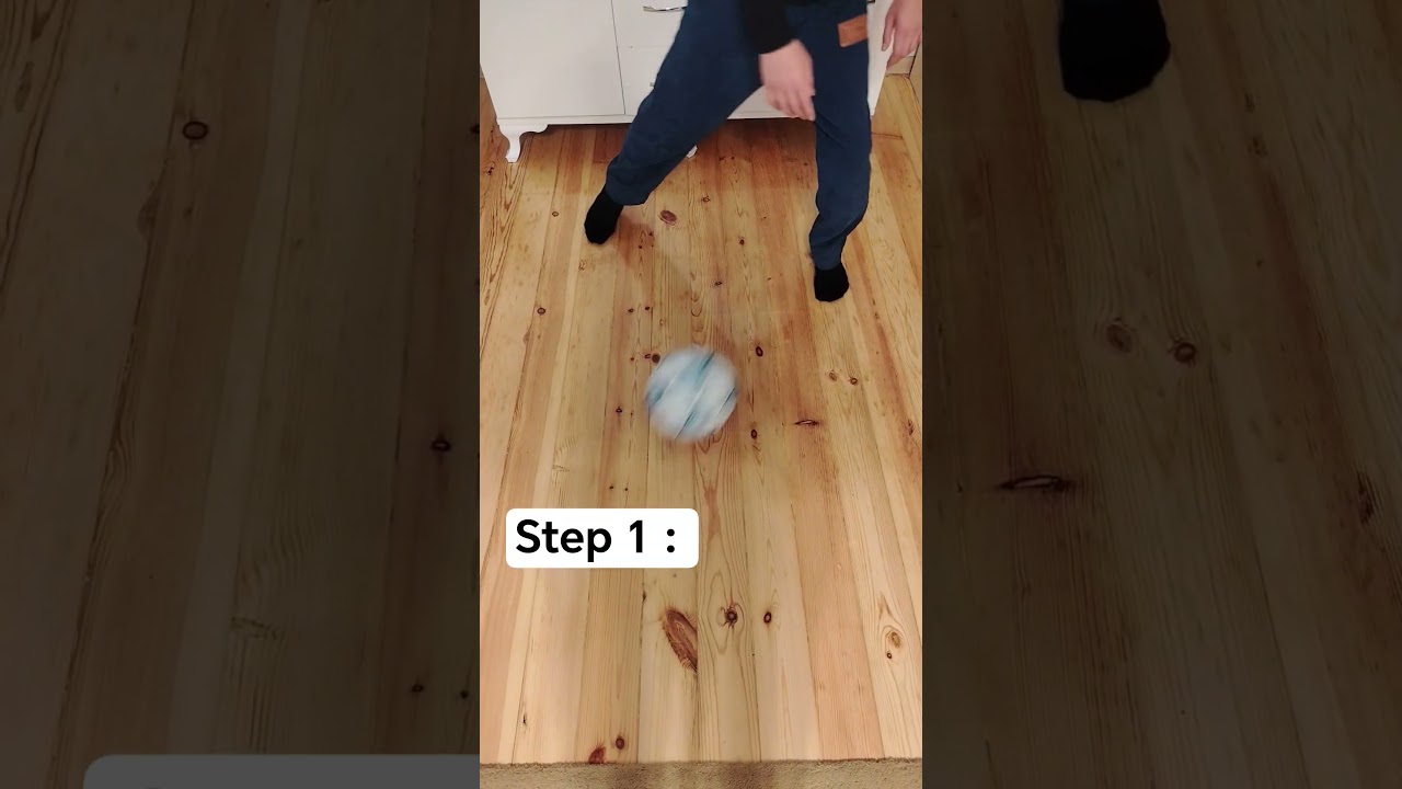 Master this dribbling skill in 3 steps #football #shorts #tutorial