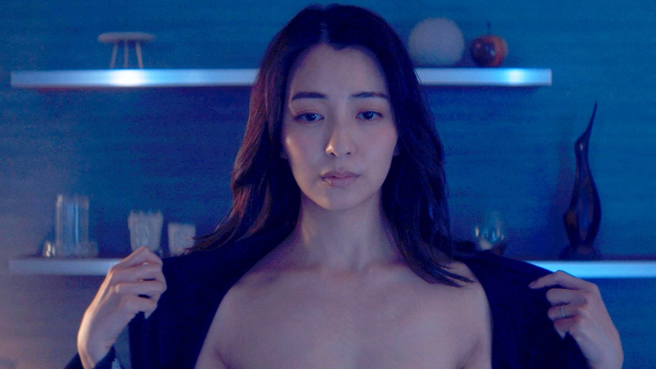 【妻を“性のレッスン”へ】『失楽園』渡辺淳一、禁断の問題作/映画『月がみている』予告編