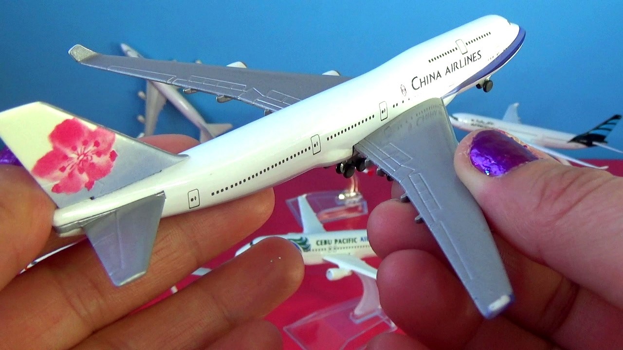 China Airlines 747, Air France 747, F-86 Sabre & 5 More!