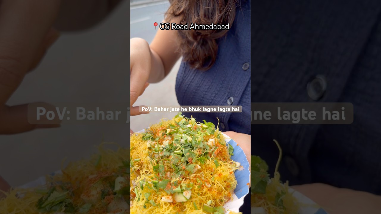 Most famous Sev puri #sevpuri #streetfood #foryou #exploremore #yt #eating #foodlover #reels