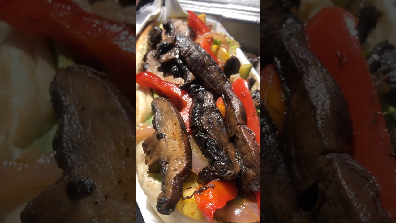 Don’t sleep on a good mushroom sandwich. Zunzi’s in Savannah, Ga 🔥 #vegan #food #foodie #foodlover