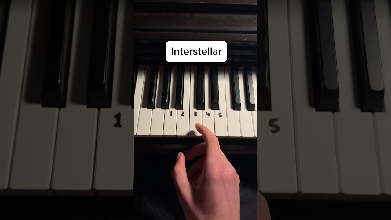 Interstellar is so easy 🎹 #interstellar #piano #pianotutorial #pianolessons