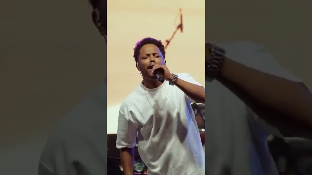 Addis Legesse - Cher Cher | አዲስ ለገሰ - ቸር ቸር - (Official Release Concert Video)
