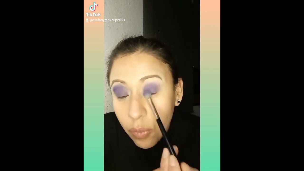 maquillaje tono Lila 💜💜💜