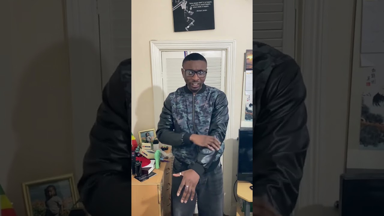 Someone take bros phone away 😭 @Jpain-29 Got a funny skit? Submit it now! #phone #text #comedy