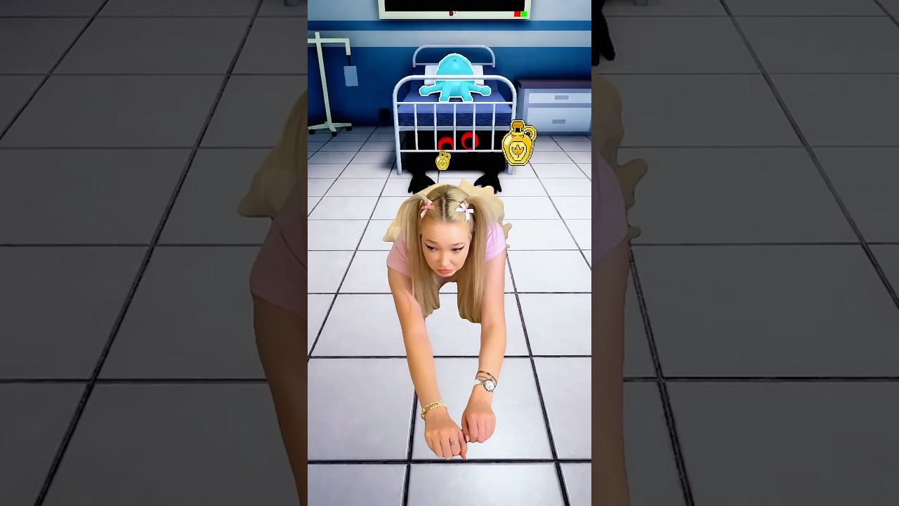 OMG HELP HER !! #roblox #funny #skit #robloxfunny #animalhospital #robloxanimalhospital #anomaly