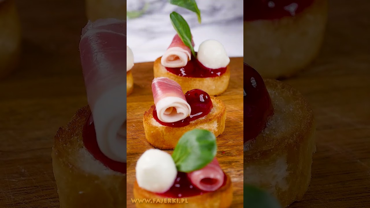 Sophisticated Party Bites: Crostini with Prosciutto #snack #food #recipeoftheday