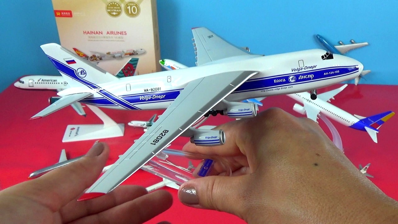 13 Incredible Aircraft Models Up Close | Concorde, An-124, 747 & More!