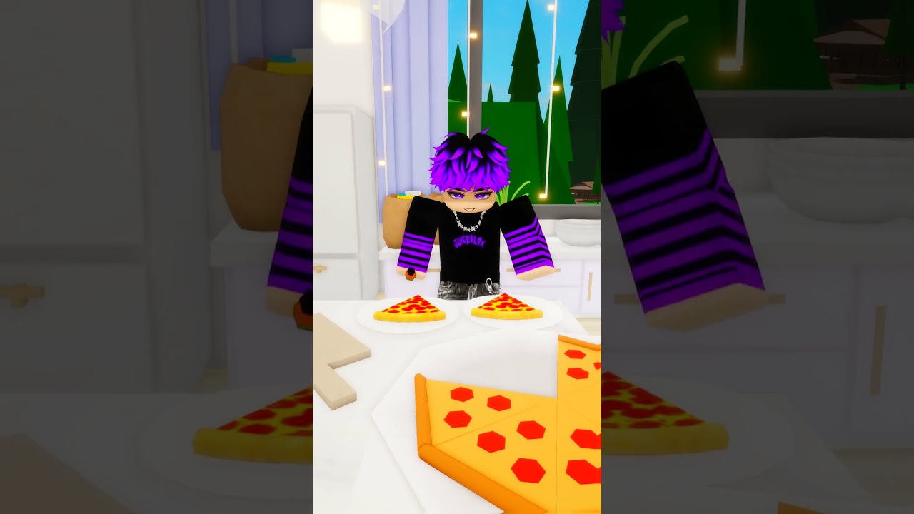 my brother tried to make my pizza super spicy...🌶️🥵#robloxshorts #roblox