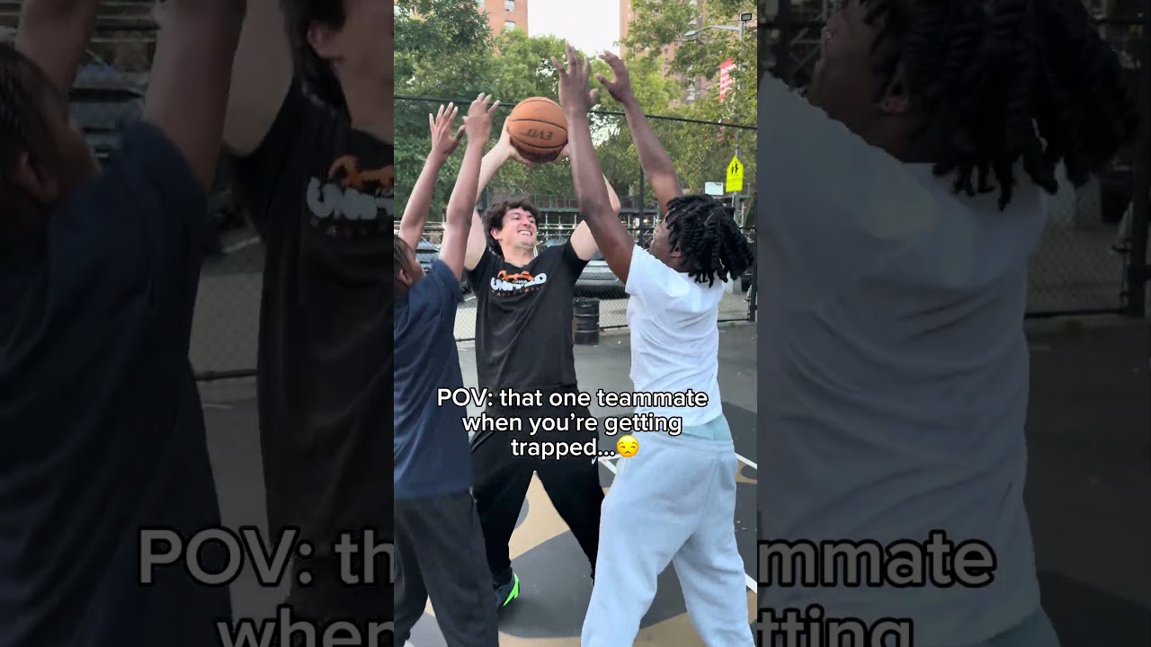 Send this to someone that’s never paying attention🤣🏀 #basketball #shorts #comedyskits