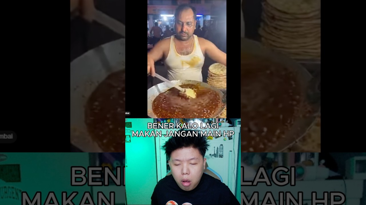 BENER KALO LAGI MAKAN JANGAN SAMBIL MAIN HP :)