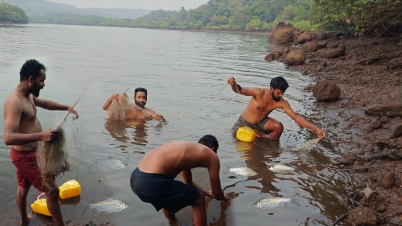 पहिल्यांदाच खाडीत खोल पाण्यात जाळे टाकून पकडले मासे | Kokan fishing @TejaGurav 