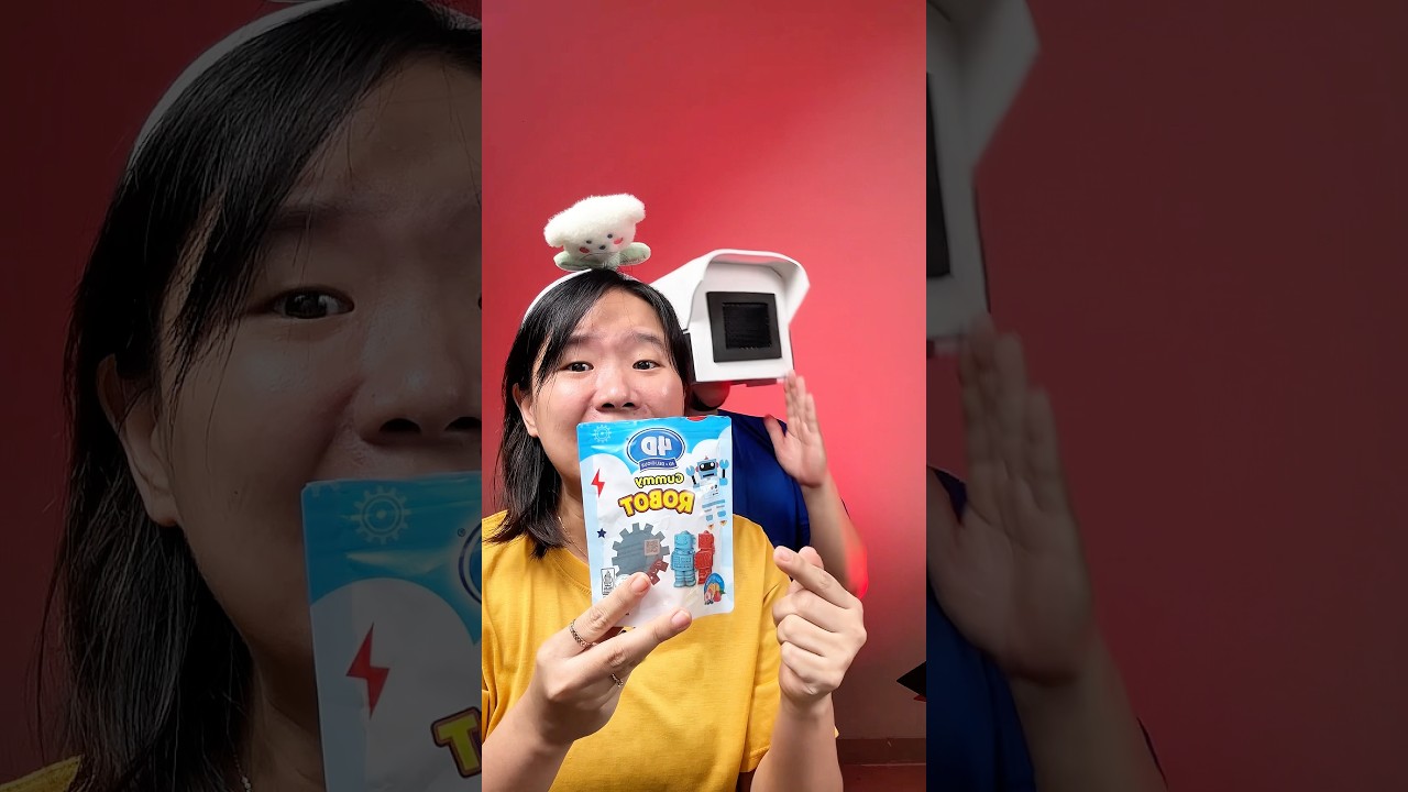 MAKAN GUMMY JADI ROBOT 🤖 #asmr #food #mukbang #videolucu #jajanan #shorts #candy #eating #drink