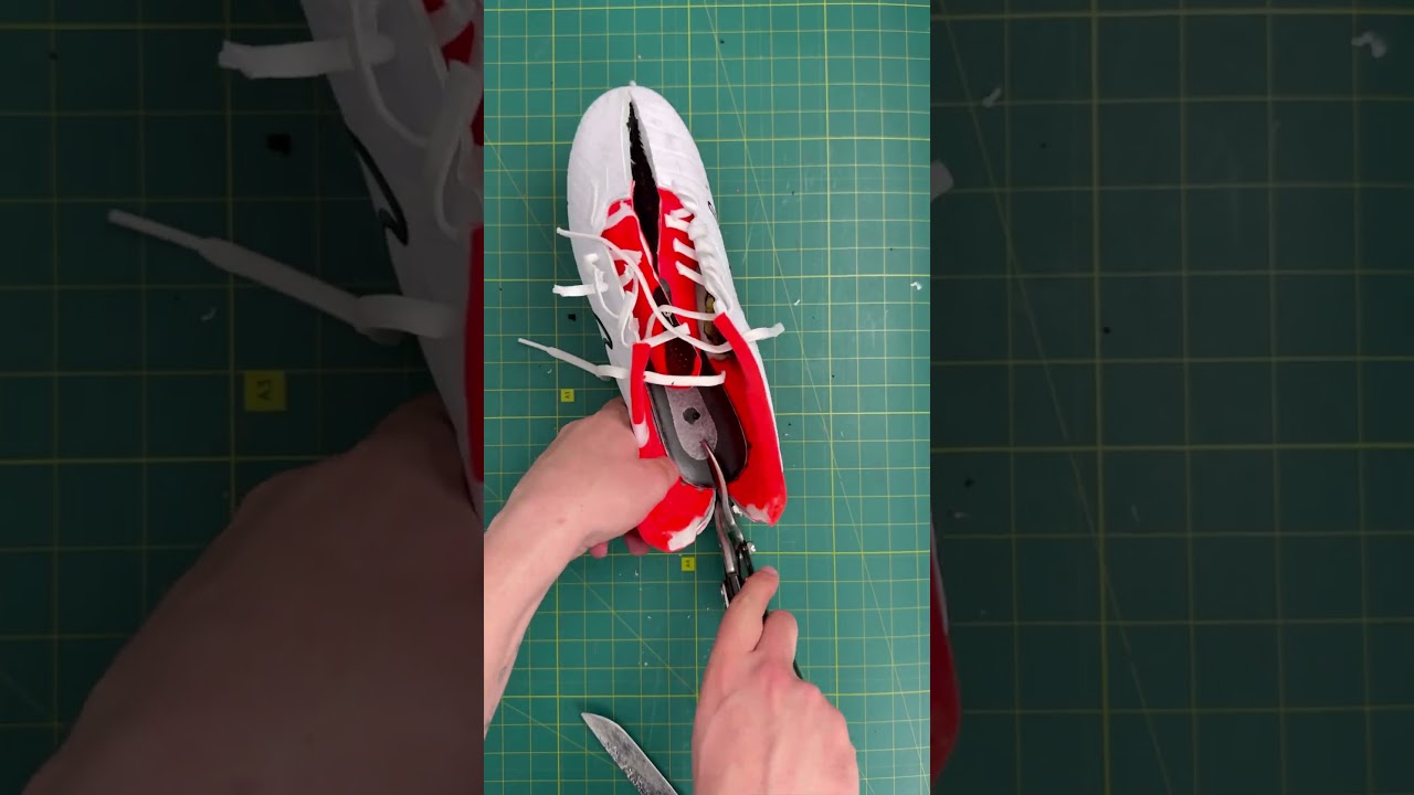 Nike Tiempo Legend 10 Sole Cut Test 🔪 What’s Inside?
