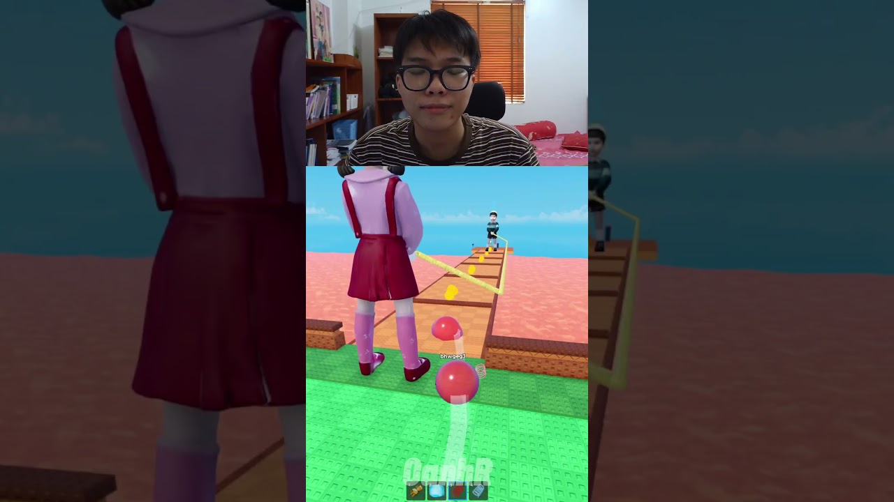 OanhR lần đầu thấy THÁP QUẢ BÓNG siêu ảo trong Roblox !! #roblox #oanhr #shorts