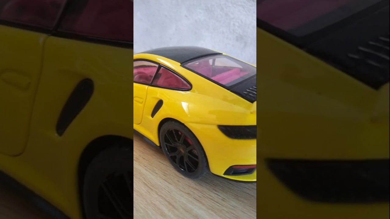 Diecast Automobile Of Mini Porsche 911 | 1:24 Diecast Model Car P6