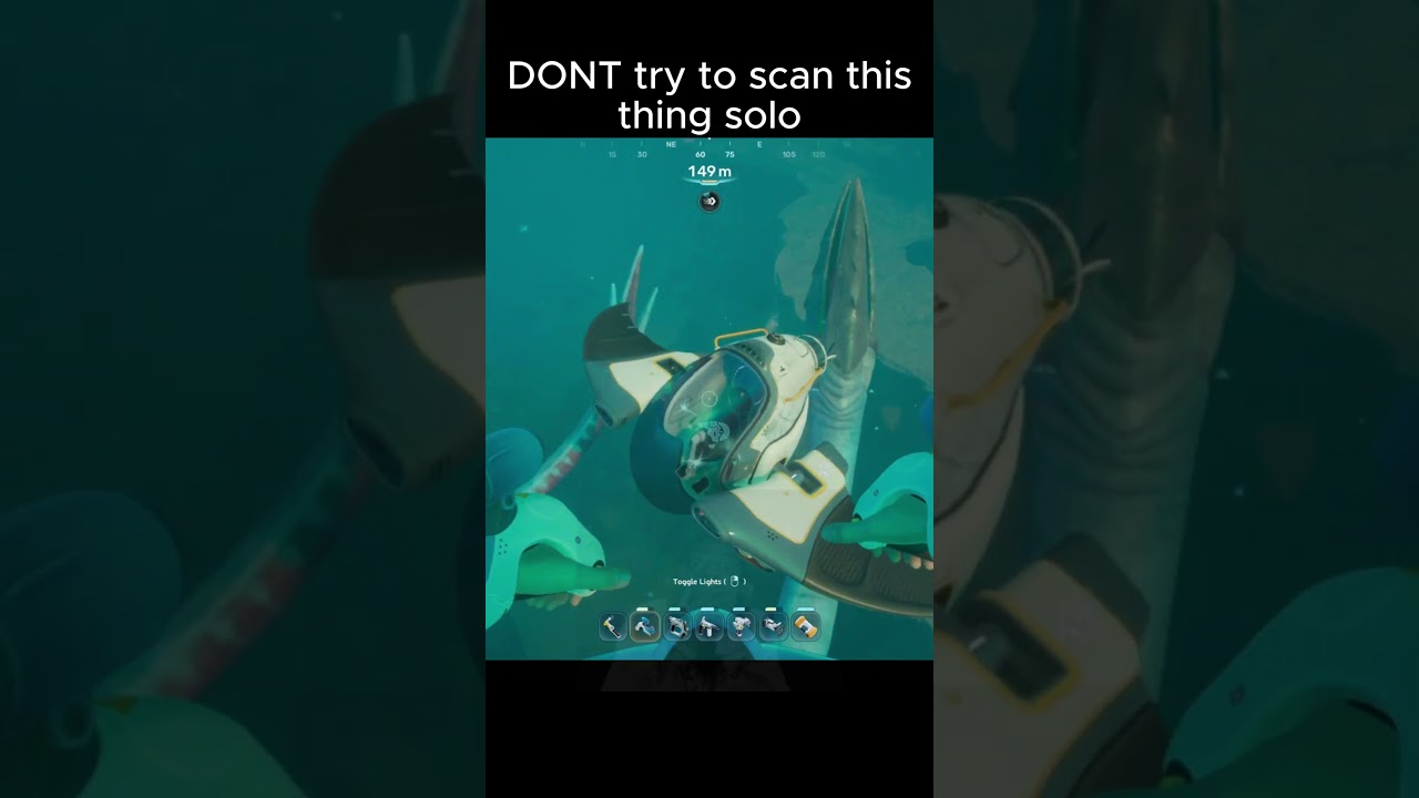 DONT try to scan the Collector leviathan solo #fyp #gaming #subnautica #subnautica2