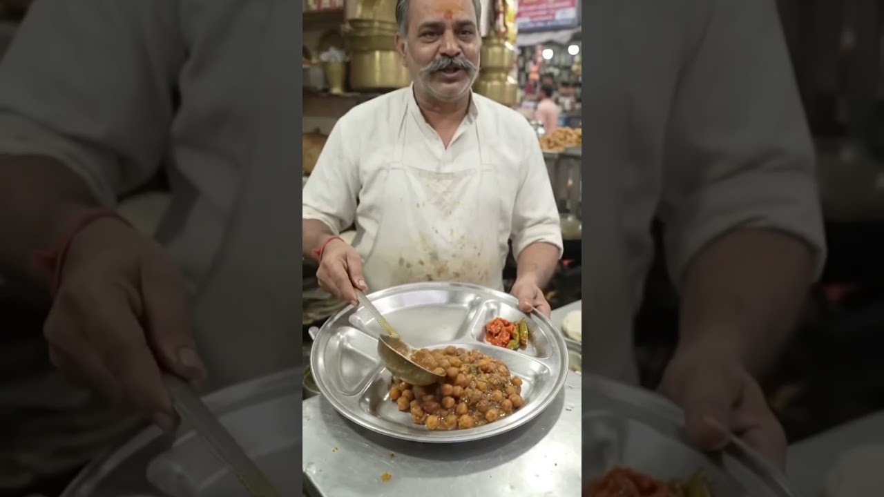 Garma-Garam Chole Bhature aur Kulhad Lassi!#viral#trending#india#food