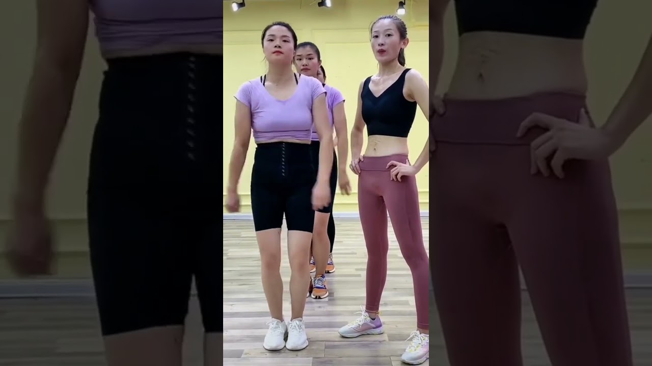 Green Light for Belly Fat Loss! Wanyomori's World #1 No-Equipment Basic Workout. 🥰📉💥#Shorts