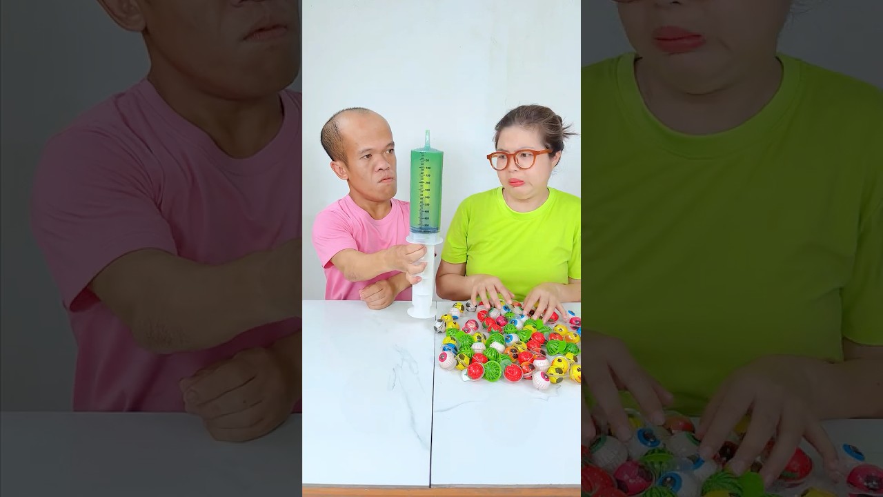 Candy Prank on Sister 🍬💉😚