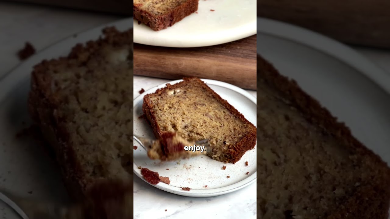Best Ever Banana Bread With Cinnamon Crunch 🍌 (browned butter!)