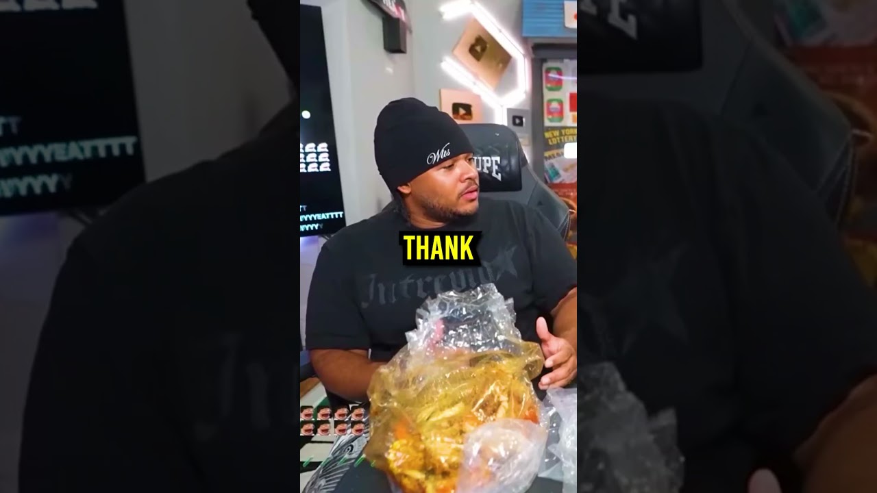 Fanum Reminds Ray To Pray Before Eating! 🥣 🙏
