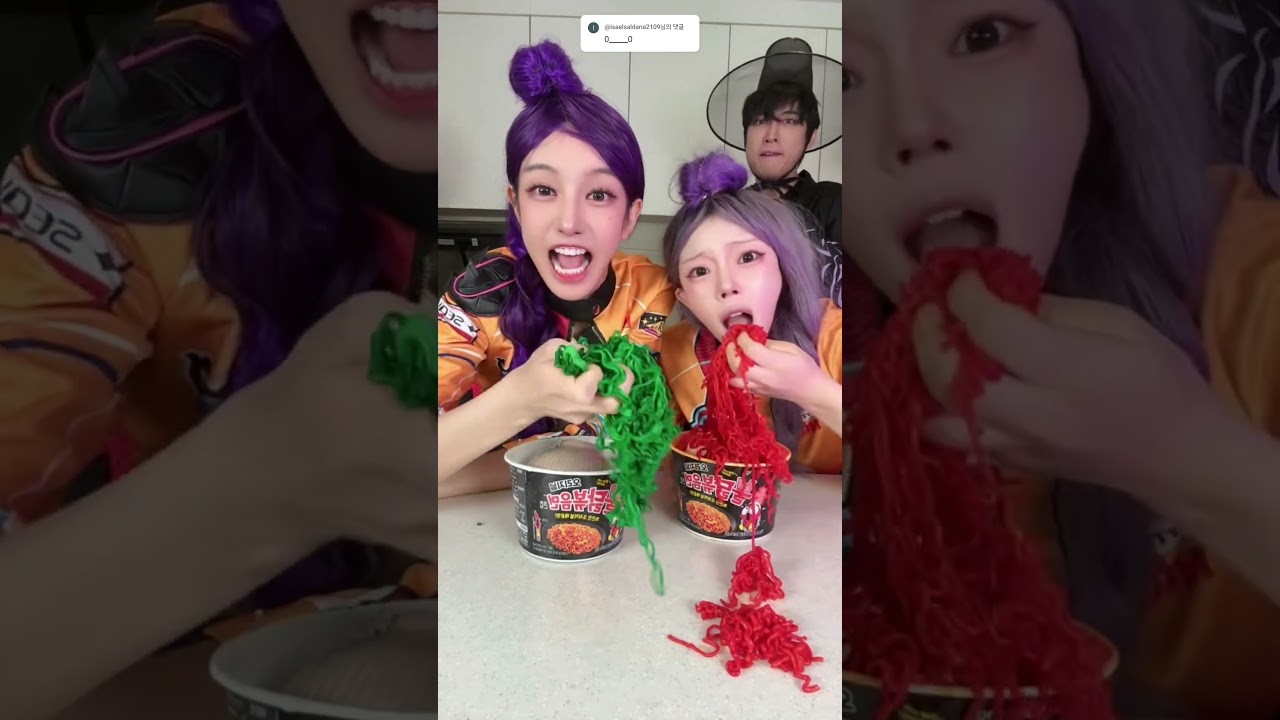 RUMI’S SPICY NOODLES MUKBANG 🍜 #KPOP #KPOPDEMONHUNTERS #HUNTRIX
