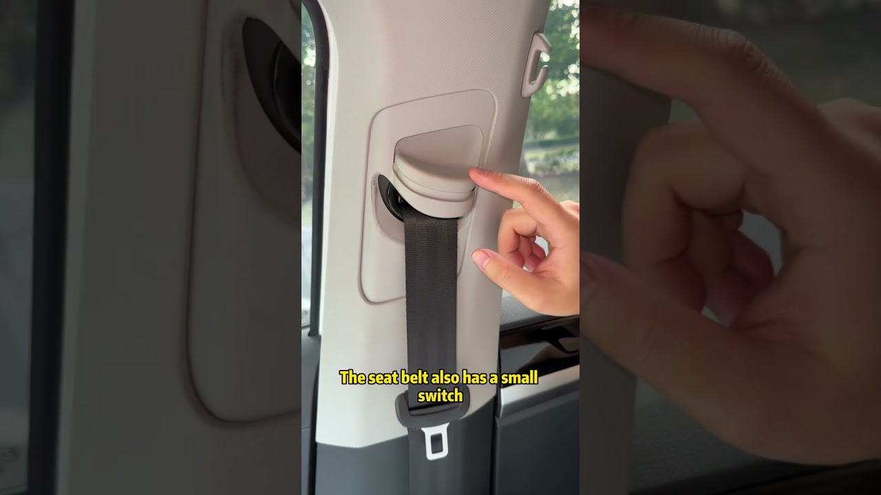 1% of people know about small hidden mechanisms in cars. #car #automobile #cartips