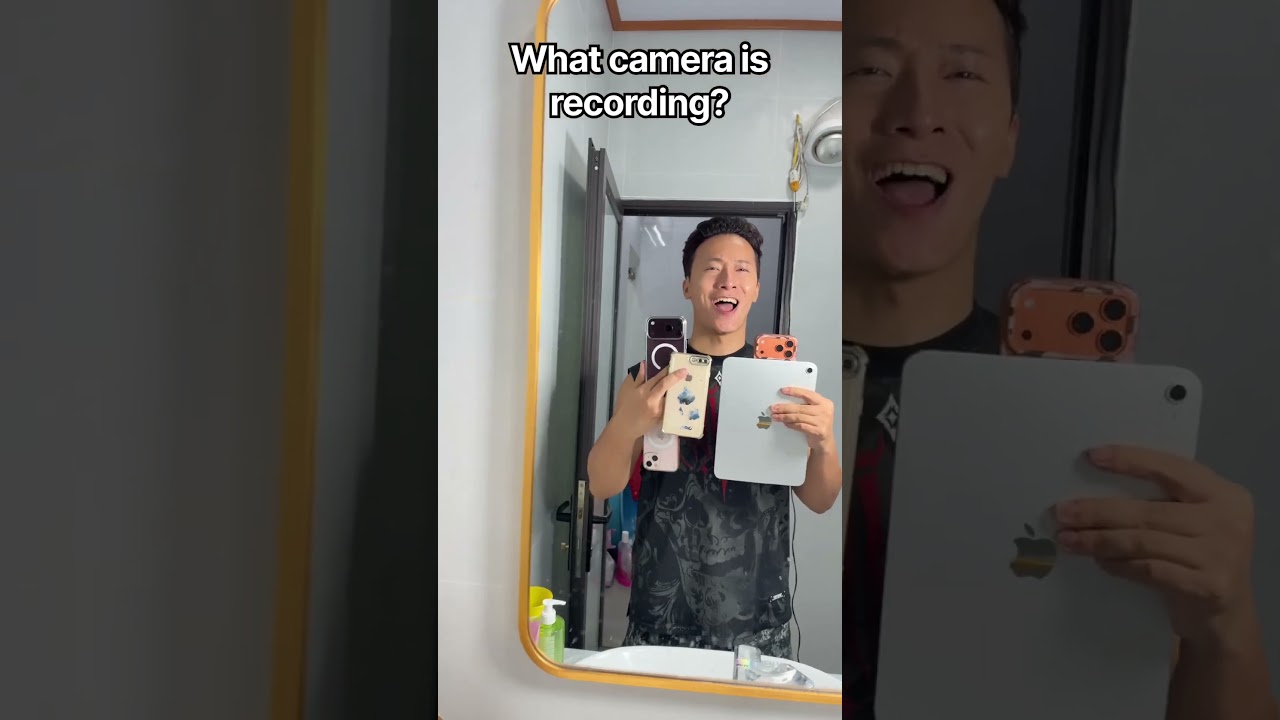 What camera is recording? 📲🧐