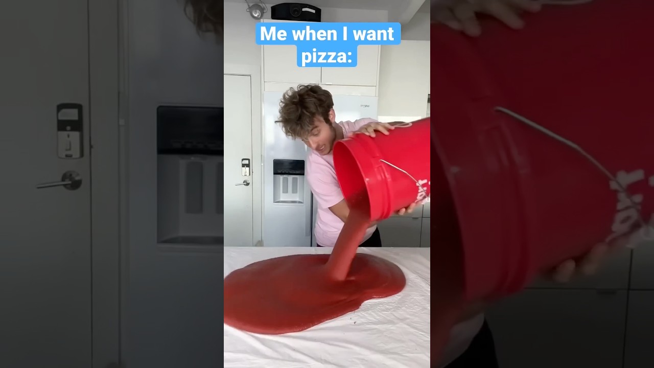 DIY pizza at home🍕 #asmr #funny #foodlover