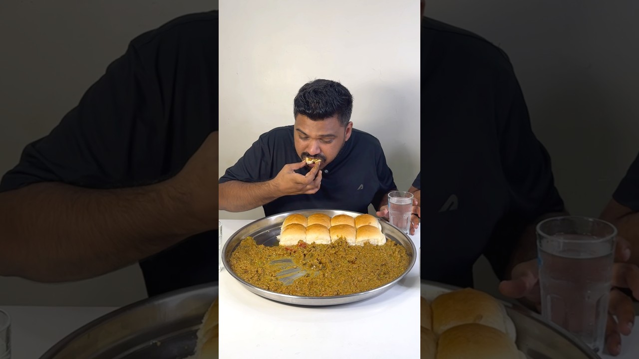 OMELETTE PAV Vs KEEMA PAV EATING CHALLENGE😱🔥 #shorts #challenge #foodie