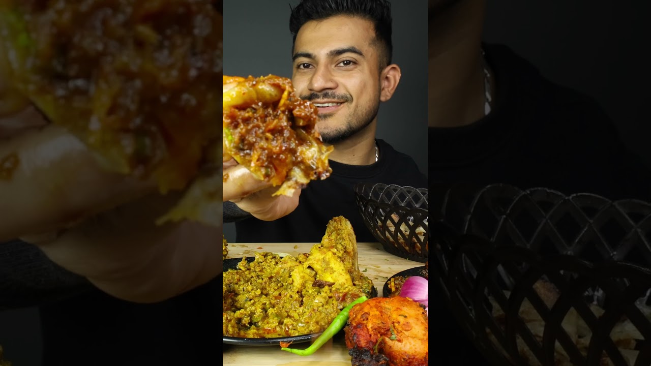 BEST BUTTER NAAN WITH BHUNA MEAT, MURGH RARA, TANDOORI CHICKEN 🤤