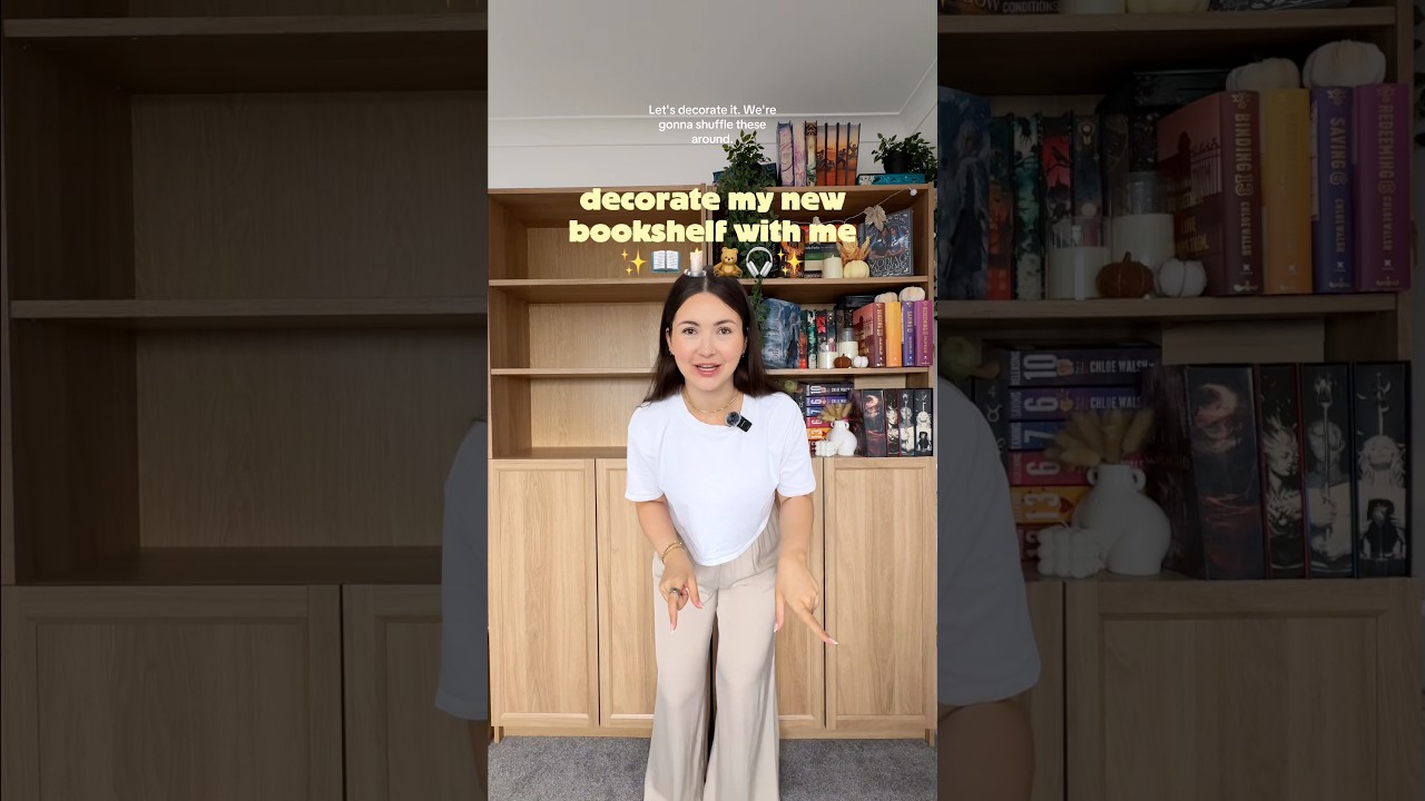 Organise my bookshelf with me 🤍 #bookshelf #bookish #booktube