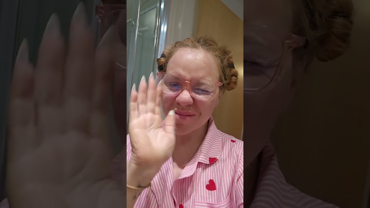 Witchcraft, delusion and good makeup knocking a few years off 🤣🤣 #viralreels #virtualbestie