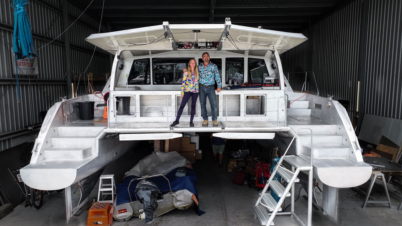 Why We Need To CLOSE UP THE BOAT? Building Our Own Aluminum Catamaran Pt. 60
