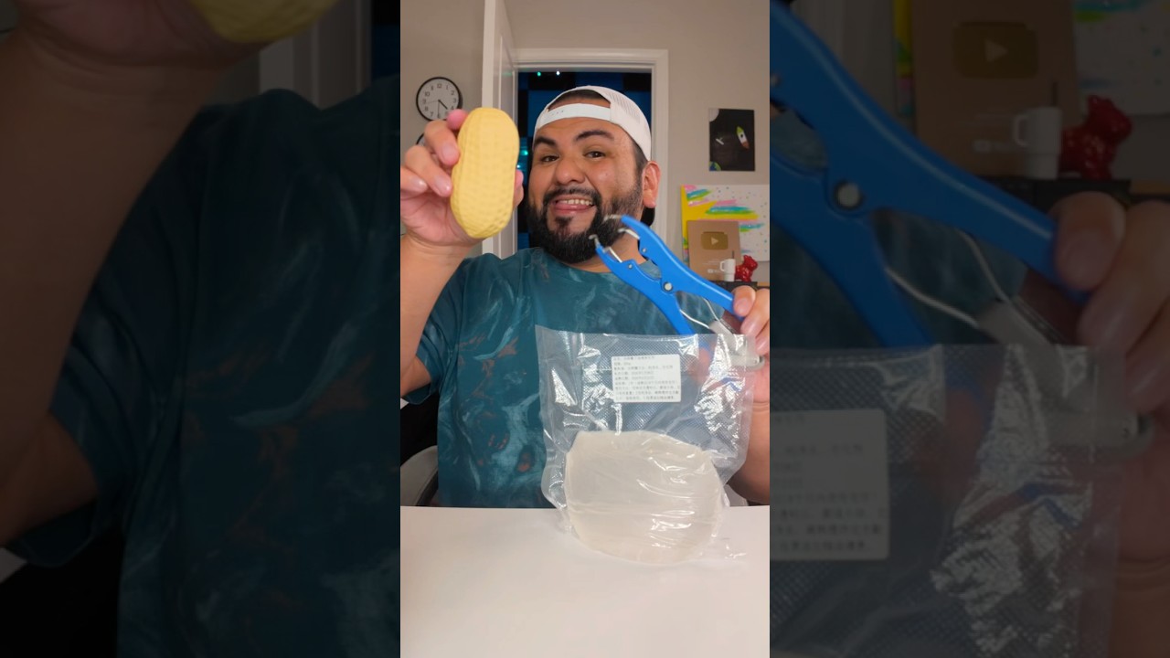 DIY Coconut Oil Peanut Squishy! (part 1) 🥜 #squishy #squishies #DIY #needoh #squish