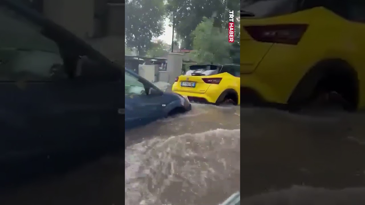 Etkili olan şiddetli yağış ve fırtına, cadde ve sokakların sular altında kalmasına yol açtı📍İtalya