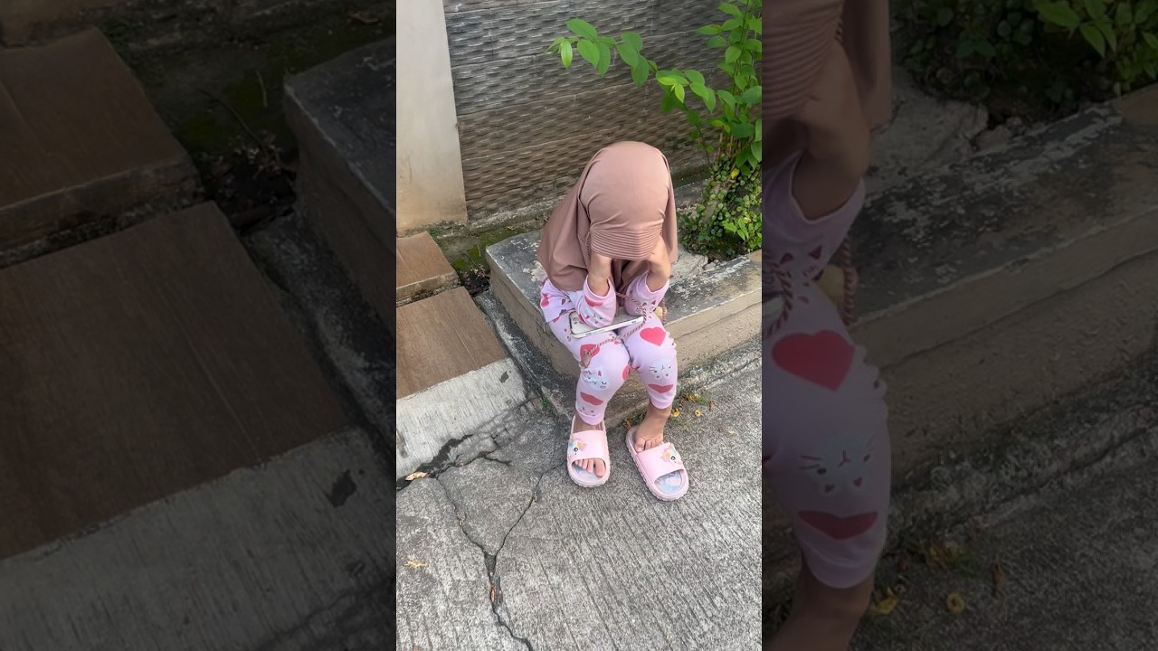 Nangis ditinggal #raisya #shorts #funny #jalanjalan