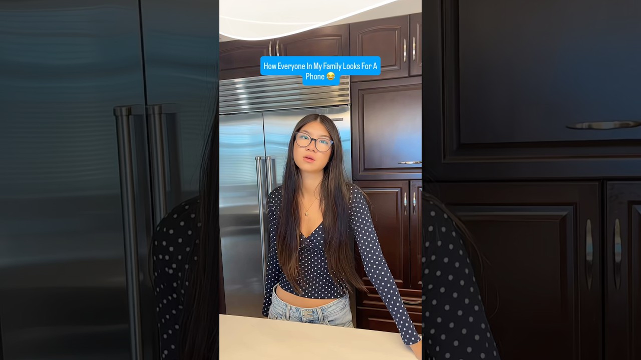 Which one r u when looking for your phone?📱😝 #funnyvideo #comedy #relatable #family
