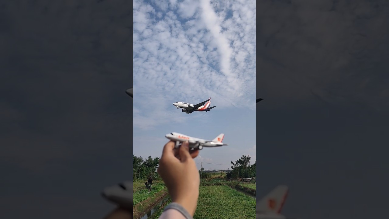 PESAWAT MELINTAS 46 ‼️ Wadidaw....Pesawat NAM air mau landing, keren #namair