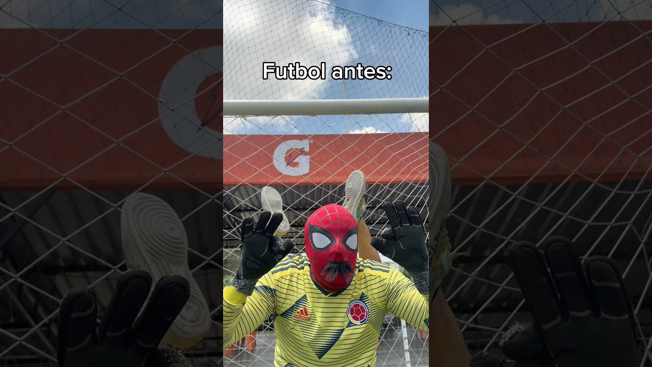 Futbol antes vs futbol ahora 😳😂 #comedia #humor #parodia