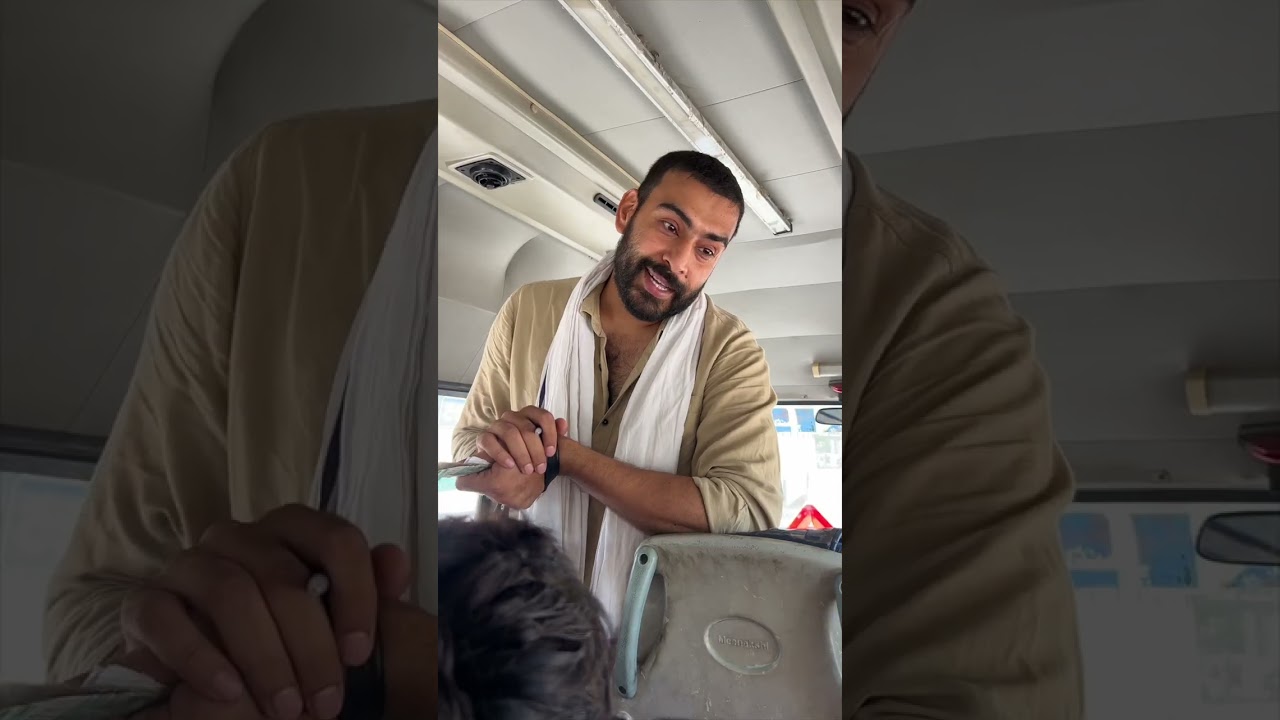 Bus वाला और लड़कियाँ || Mahi Lakra