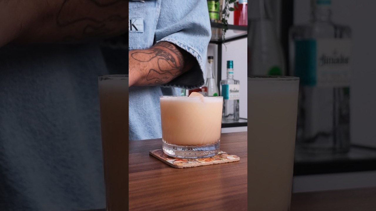 POV. HOW TO MAKE WHISKEY SOUR #cocktail #cocktails #bartender #drink #whiskeysour #whiskeysourday