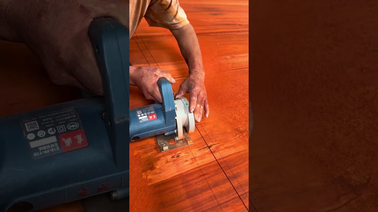Every Detail Is Made With Heart ❤️🪵 | Honghuali Door Craftsmanship #woodworking #viralvideo