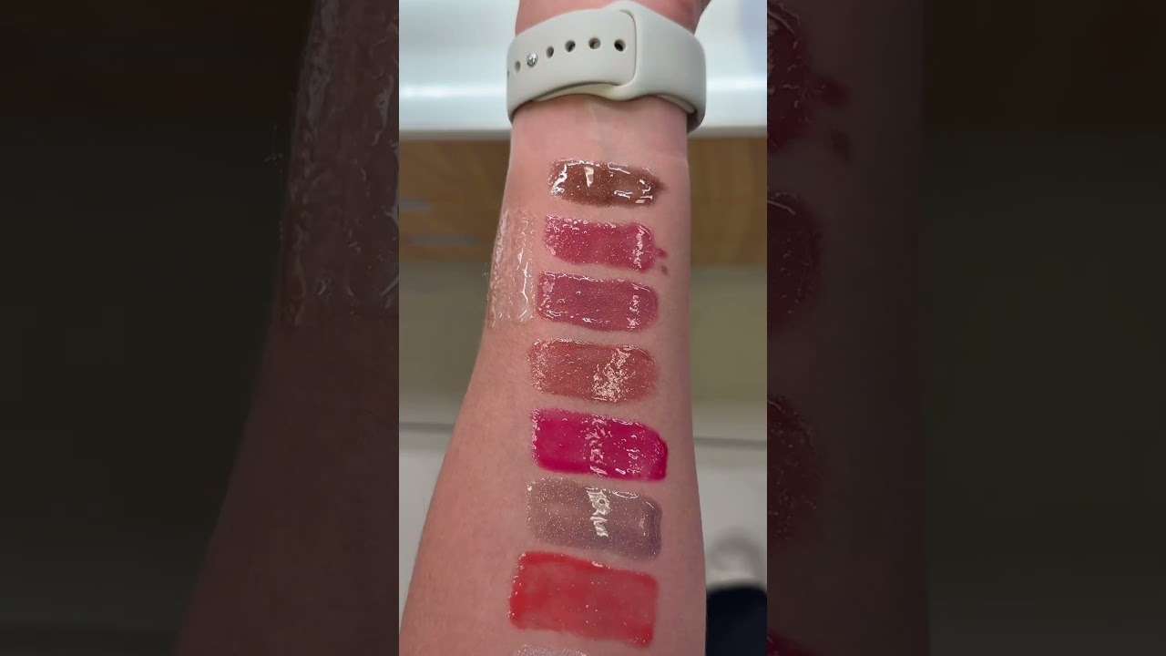 New Chanel Lip Gloss #chanelbeauty #new #lipgloss #swatches #makeup #luxurybeauty #beauty #chanel
