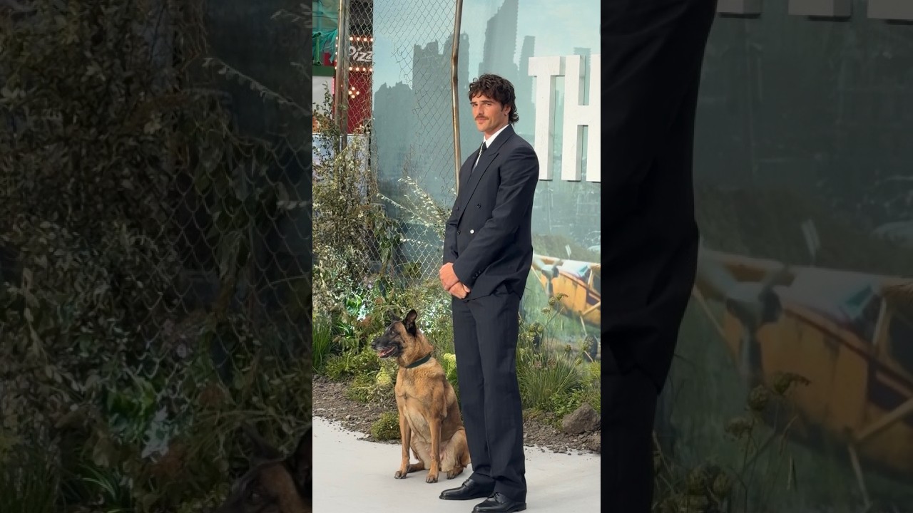 THE DOG STARS | In Theaters August 28